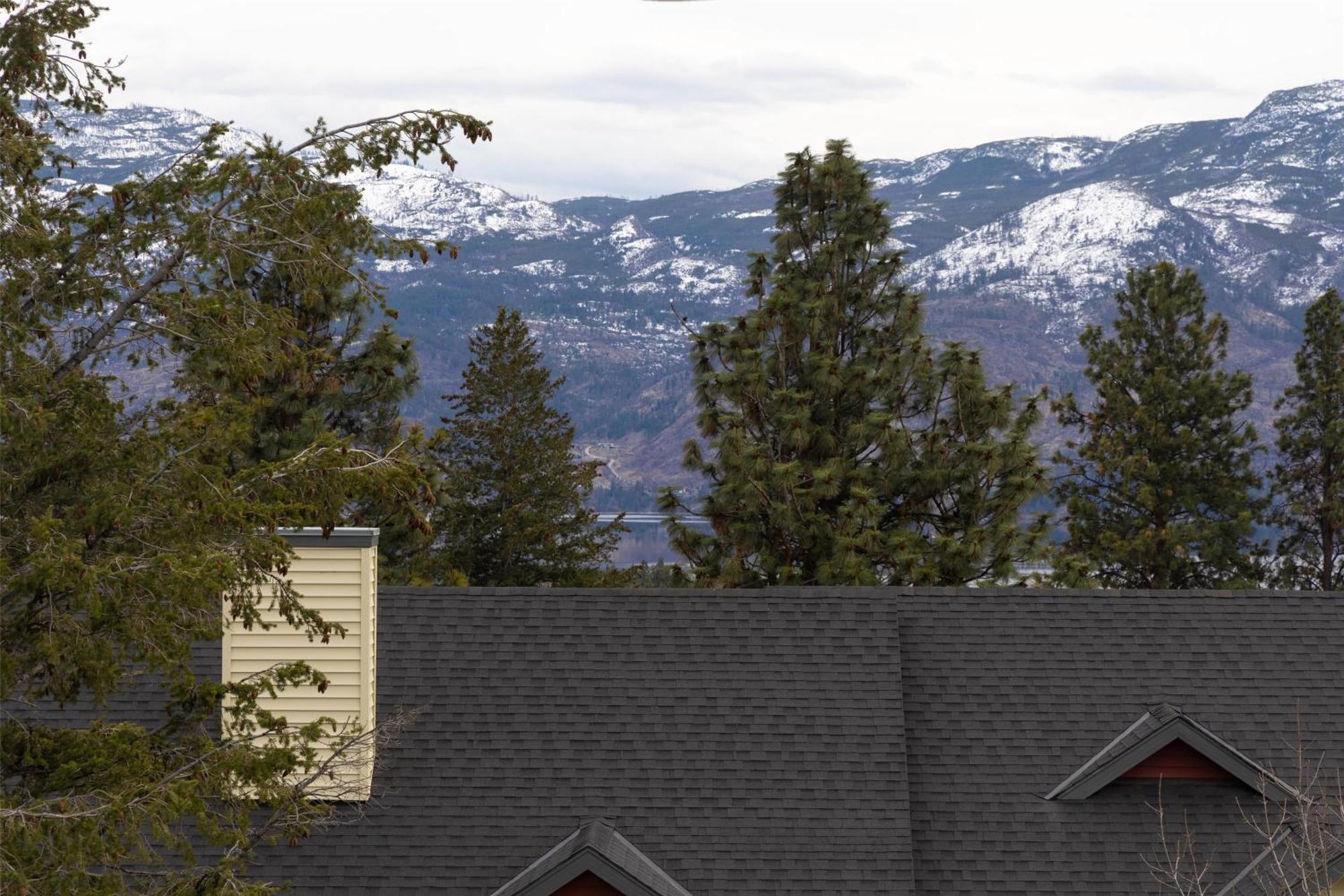 Doubletree By Hilton West Kelowna Exterior photo